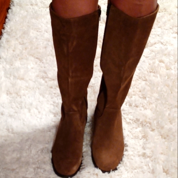 LE Chateau Made in Italy Suede Knee High Boot in Brandy Low Heel - Picture 4 of 15